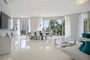 4100 Island Blvd 701, Aventura