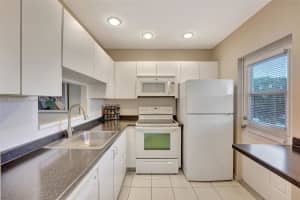4805 Nw 35th St 603, Lauderdale Lakes