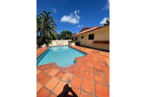 5550 Sw 87th Ave, Miami