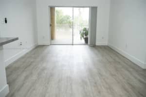2600 S University Dr 311, Davie