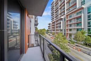 555 Ne 8th St 0207, Fort Lauderdale