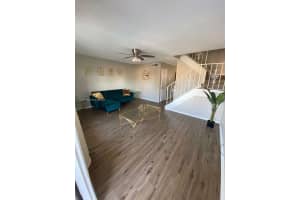 6060 Village Circle 6060, Orlando