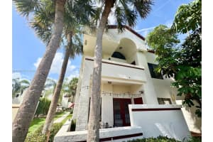 1413 Avon Ln 119, North Lauderdale
