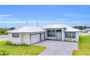 121 Sw Sea Lion Rd, Port Saint Lucie