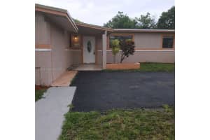 1160 Nw 47th Ave, Lauderhill