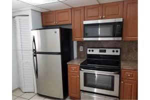 911 Ne 209th Ter 106, Miami