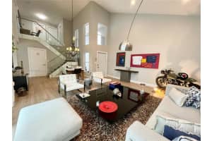 1125 Papaya St, Hollywood