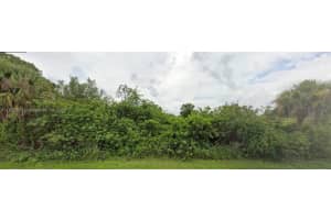 1232 Amherst St E, Lehigh Acres