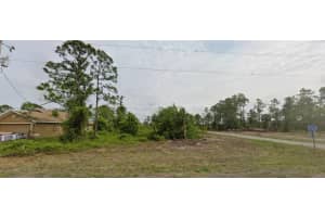 1127 Eclipse St, Lehigh Acres