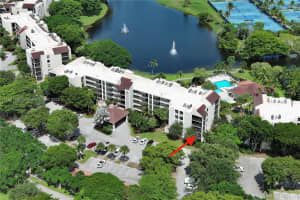 1915 Lavers Cir E211, Delray Beach
