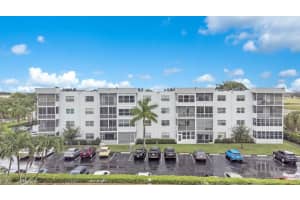2998 E Sunrise Lakes Dr 414, Sunrise