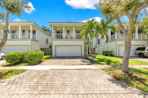 389 Ne 32nd Ter, Homestead