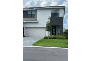 8813 Antarus Dr 8813, Lake Worth