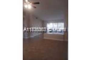 7502 Nova Dr 7502, Davie