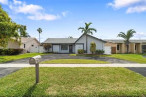 11800 Nw 37th Pl, Sunrise