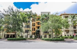 642 Valencia Ave 405, Coral Gables