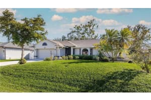 1828 Sw 18th Ter, Cape Coral