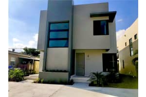4370 E 10th Ave 4370, Hialeah