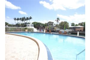 2020 Ne 135th St 302, North Miami