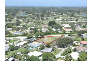 18870 Se Country Club Dr, Jupiter