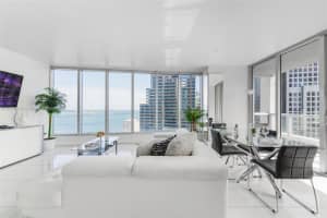 485 Brickell Ave 2908, Miami