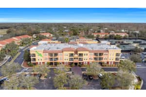 13941 Clubhouse Dr 204, Tampa