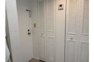 14525 N Kendall Dr 111j, Miami