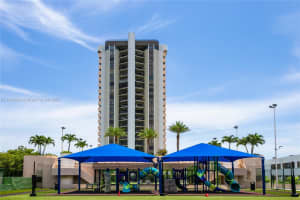 1800 Ne 114th St Ph06, Miami