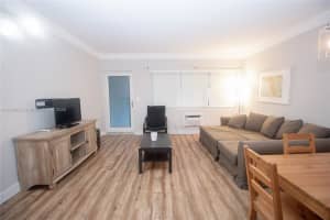 600 Layne Blvd 130, Hallandale Beach