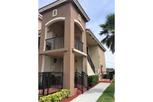 22301 Sw 88th Pl 206, Cutler Bay