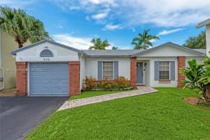 535 Radford Ter, Davie