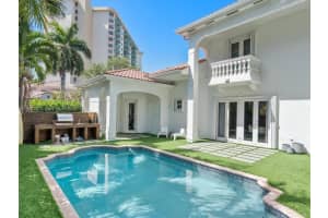 3981 194th Ln 3981, Sunny Isles Beach