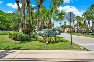 8287 Sw 128th St 108, Pinecrest