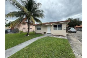 334 E 2nd St 334, Hialeah