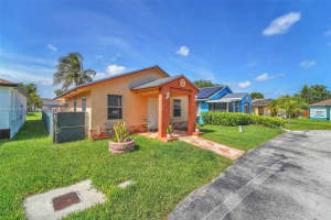 12217 Sw 203rd Ter, Miami