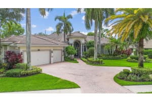 2684 Riviera Ct, Weston