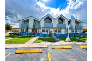 5808 W 18th Ave 404-4, Hialeah