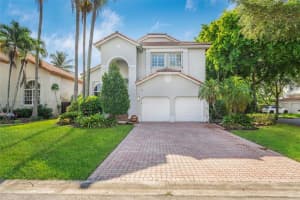 5805 Nw 108th Pl, Doral