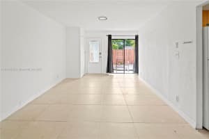 2213 Nw 55th Ter #, Lauderhill