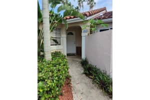 1510 Springside Dr -, Weston