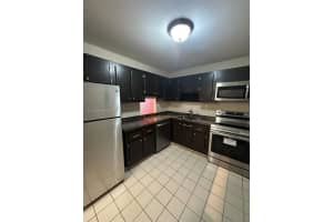 16710 Ne 9th Ave 207, North Miami Beach