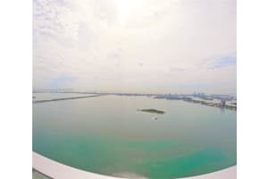 700 Ne 24 St 5005, Miami