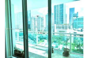 950 Brickell Bay Dr 1905, Miami