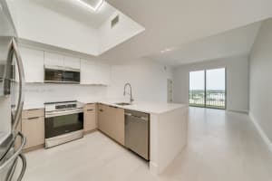 140 S Dixie Hwy 1007, Hollywood