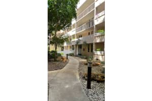 6800 Cypress Road 103, Plantation