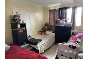 1312 Nw 4th St 501, Miami