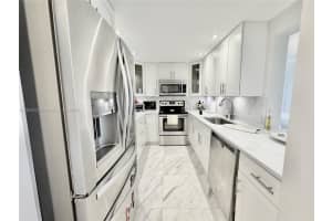 1400 Sheridan St 23j, Hollywood