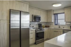 2780 Ne 183rd St 1001, Aventura