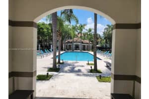 640 S Park Rd 15-4, Hollywood