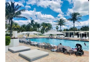 10275 Collins Ave 727, Bal Harbour
